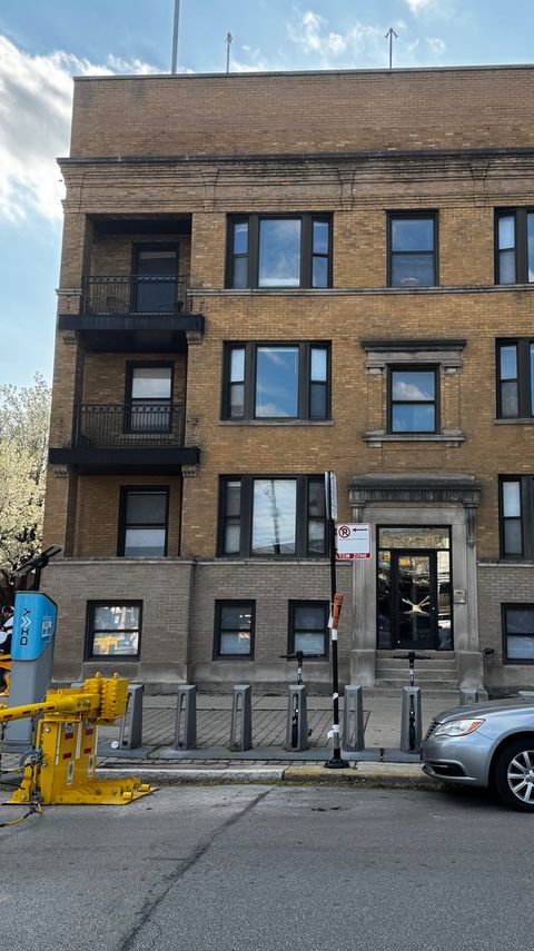 3700 N Sheffield Avenue 2 Chicago IL 60613