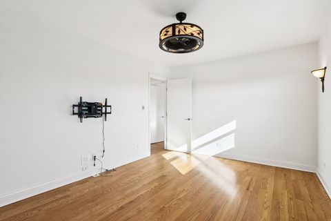 Tiny photo for 2019 E Avon Lane, Arlington Heights, IL 60004 (MLS # 12597991)