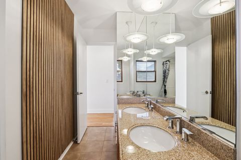 Tiny photo for 2019 E Avon Lane, Arlington Heights, IL 60004 (MLS # 12597991)