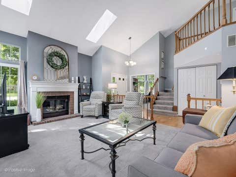 Tiny photo for 30W032 Laurel Court, Warrenville, IL 60555 (MLS # 12660962)