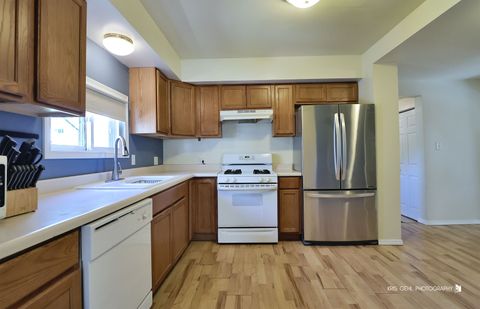 Tiny photo for 3233 Elisha Avenue, Zion, IL 60099 (MLS # 12649252)