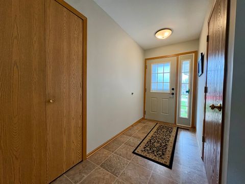 Tiny photo for 3150 Montrose Drive, Lake In The Hills, IL 60156 (MLS # 12619723)