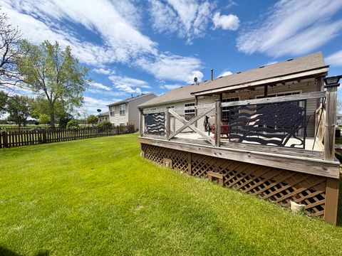 Tiny photo for 3150 Montrose Drive, Lake In The Hills, IL 60156 (MLS # 12619723)