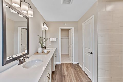 Tiny photo for 236 Warren Lane #11447, Schaumburg, IL 60193 (MLS # 12523274)