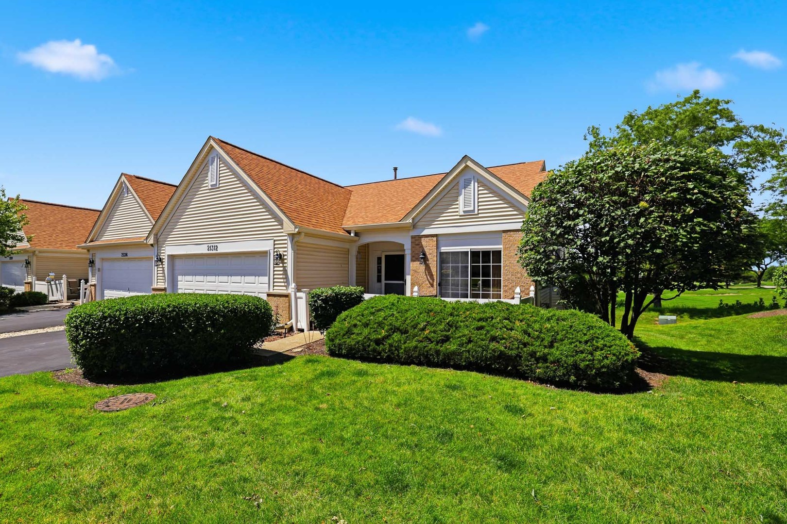 21312 W Douglas Lane