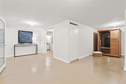 Tiny photo for 545 W Dickens Avenue, Chicago, IL 60614 (MLS # 12375805)