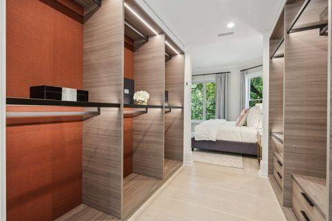 Tiny photo for 545 W Dickens Avenue, Chicago, IL 60614 (MLS # 12375805)