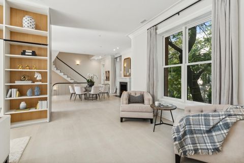 Tiny photo for 545 W Dickens Avenue, Chicago, IL 60614 (MLS # 12375805)