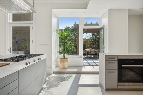 Tiny photo for 545 W Dickens Avenue, Chicago, IL 60614 (MLS # 12375805)