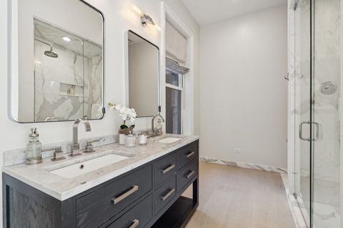Tiny photo for 545 W Dickens Avenue, Chicago, IL 60614 (MLS # 12375805)