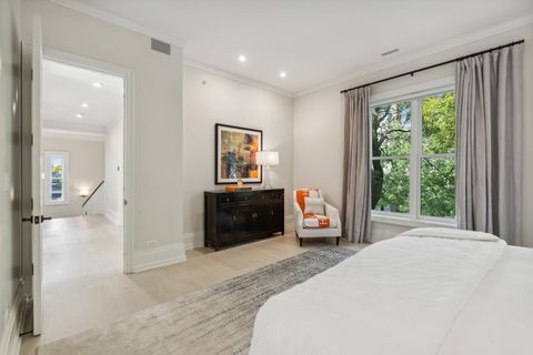 Tiny photo for 545 W Dickens Avenue, Chicago, IL 60614 (MLS # 12375805)