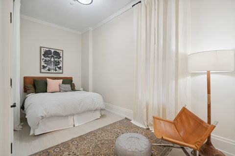 Tiny photo for 545 W Dickens Avenue, Chicago, IL 60614 (MLS # 12375805)