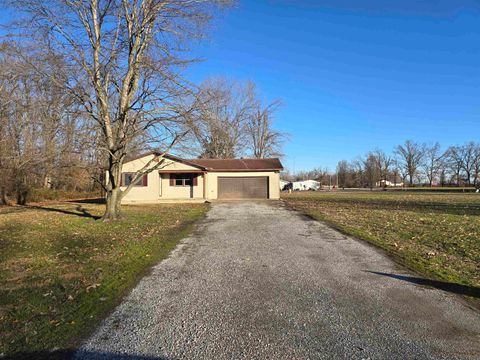 Photo of 2460 Wasson Road, Harrisburg, IL 62946 (MLS # 100000027)