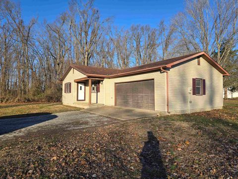 Tiny photo for 2460 Wasson Road, Harrisburg, IL 62946 (MLS # 100000027)