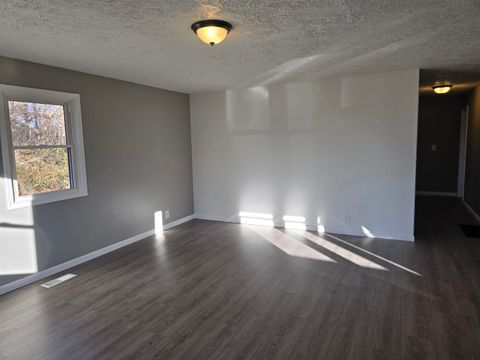 Tiny photo for 2460 Wasson Road, Harrisburg, IL 62946 (MLS # 100000027)