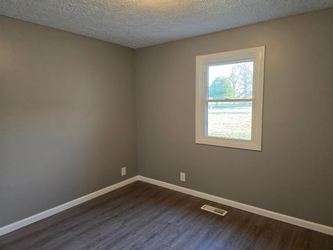 Tiny photo for 2460 Wasson Road, Harrisburg, IL 62946 (MLS # 100000027)