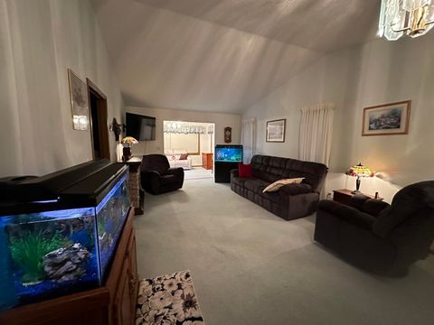 Tiny photo for 2610 38th Street #1, Moline, IL 61265 (MLS # 100000233)