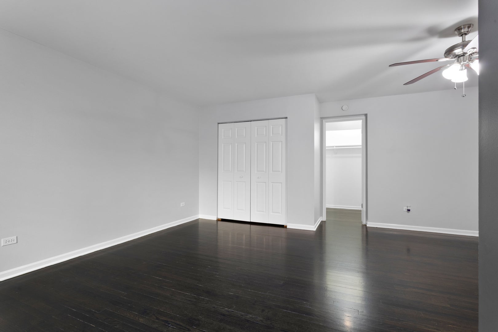6001 N Kenmore Avenue 306
