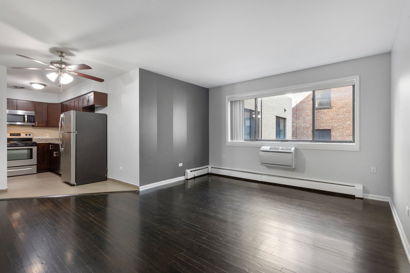 6001 N Kenmore Avenue 306