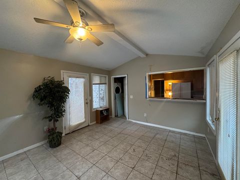 Tiny photo for 2435 E 41st Street, Davenport, IA 52806 (MLS # 100000028)