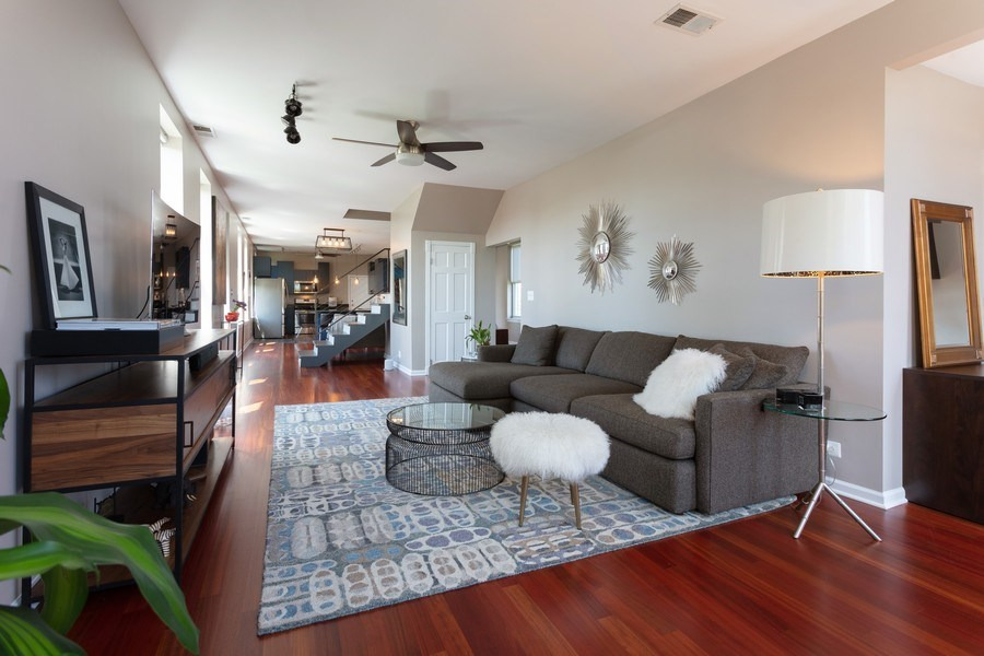 1530 N Throop Street 3