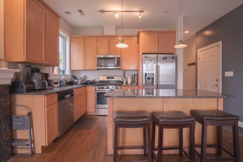 Tiny photo for 3938 S Wells Street #2, Chicago, IL 60609 (MLS # 12642450)