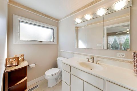 Tiny photo for 6501 Raintree Court, Lisle, IL 60532 (MLS # 12617218)