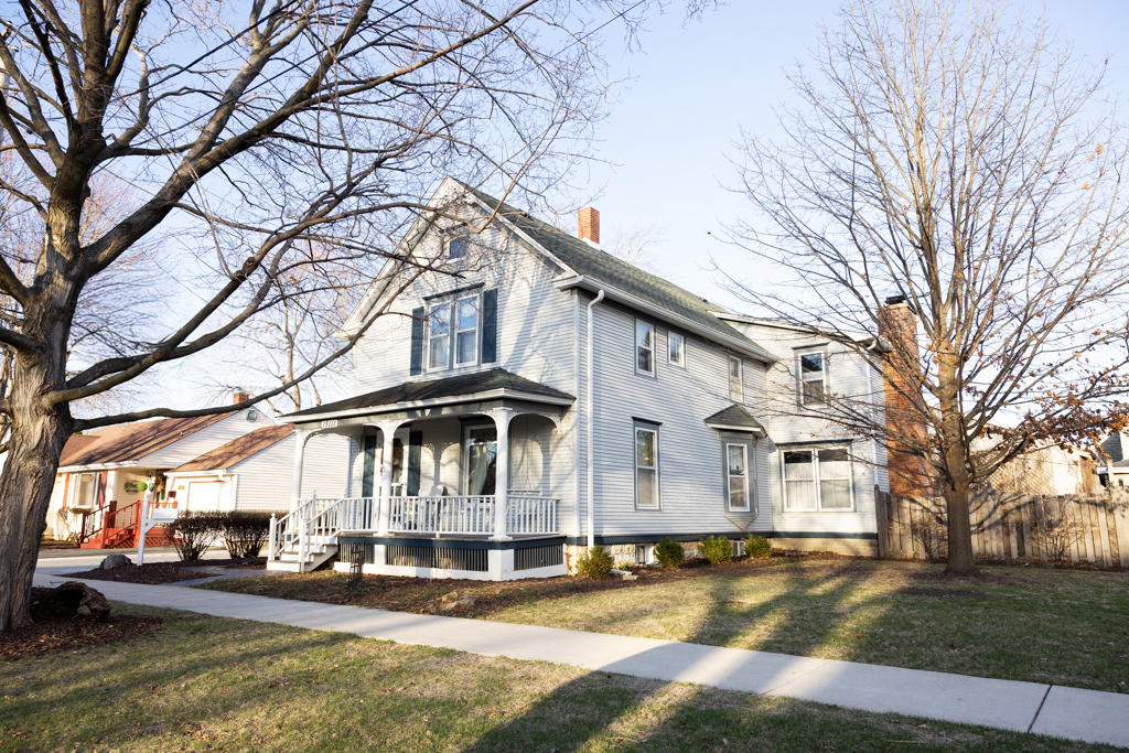 15111 S Fox River Street