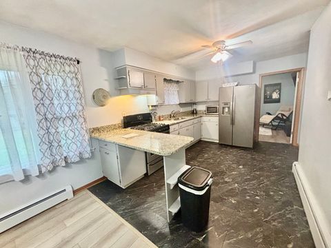 Tiny photo for 2606 Lund Avenue, Rockford, IL 61109 (MLS # 12520376)