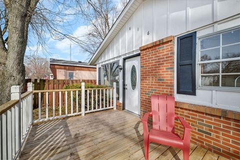 Tiny photo for 816 2nd Avenue, Morris, IL 60450 (MLS # 12601830)