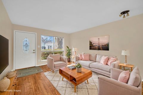 Tiny photo for 816 2nd Avenue, Morris, IL 60450 (MLS # 12601830)