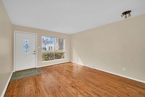 Tiny photo for 816 2nd Avenue, Morris, IL 60450 (MLS # 12601830)