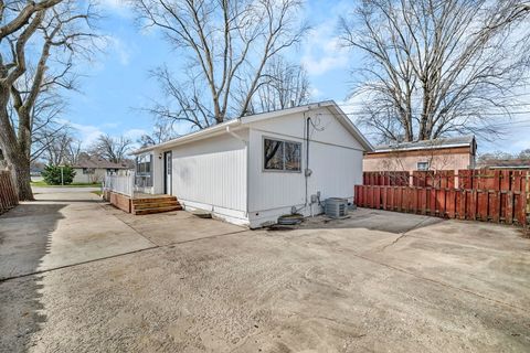 Tiny photo for 816 2nd Avenue, Morris, IL 60450 (MLS # 12601830)