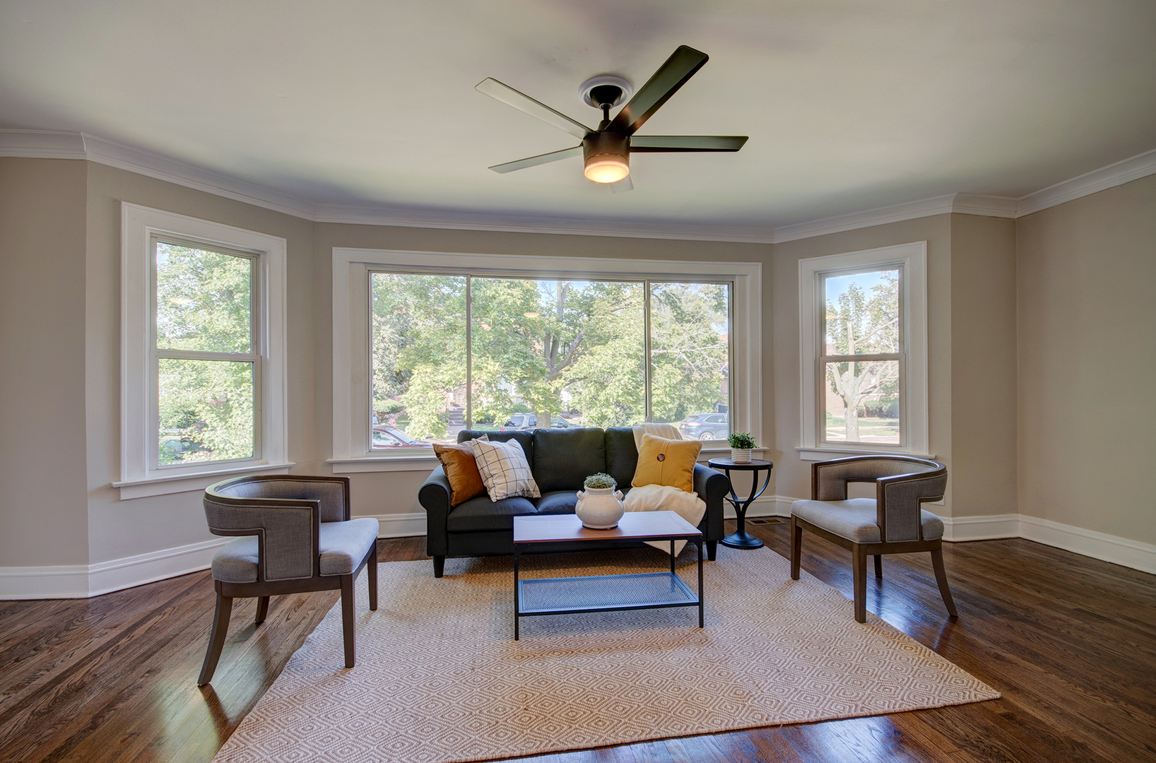 10541 S Normal Avenue