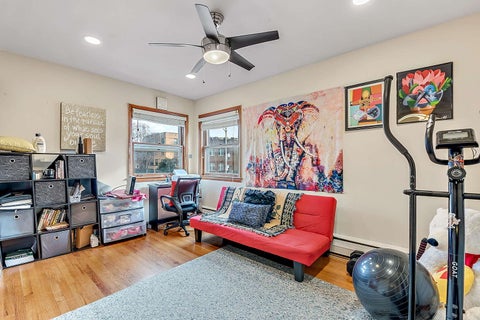 Tiny photo for 2 Le Moyne Parkway #2N, Oak Park, IL 60302 (MLS # 12773873)