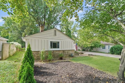 Tiny photo for 1607 Chevy Chase Drive, Champaign, IL 61821 (MLS # 12479515)