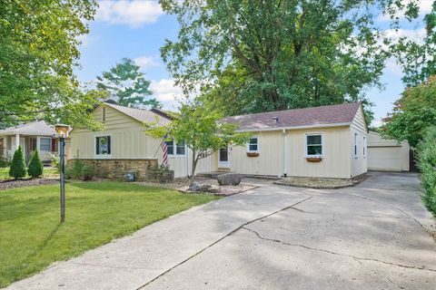 Photo of 1607 Chevy Chase Drive, Champaign, IL 61821 (MLS # 12479515)