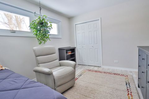 Tiny photo for 1920 N Washington Street, Wheaton, IL 60187 (MLS # 12593136)