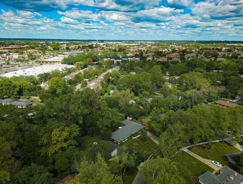 Tiny photo for 1920 N Washington Street, Wheaton, IL 60187 (MLS # 12593136)