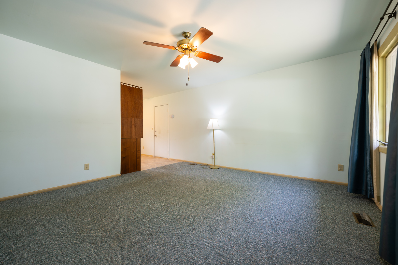 2805 Lawndale Drive