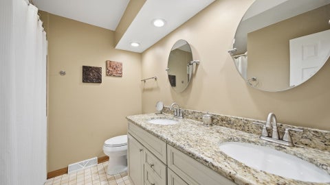 Tiny photo for 1363 E Kenilworth Avenue, Palatine, IL 60074 (MLS # 12781052)