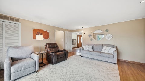 Tiny photo for 1363 E Kenilworth Avenue, Palatine, IL 60074 (MLS # 12781052)