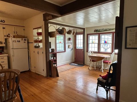 Tiny photo for 1363 2nd Avenue S, Clinton, IA 52732 (MLS # 12554787)