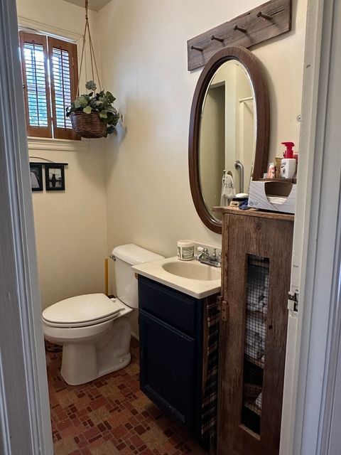 Tiny photo for 1363 2nd Avenue S, Clinton, IA 52732 (MLS # 12554787)