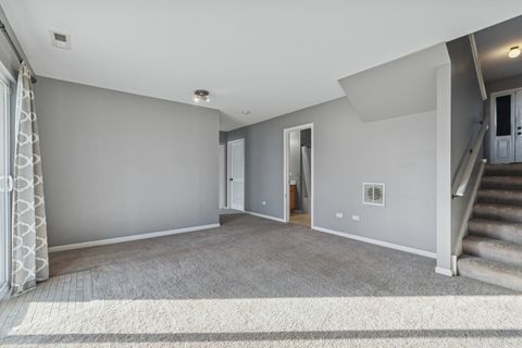 Tiny photo for 1703 Fieldstone Drive S #1703, Shorewood, IL 60404 (MLS # 12531785)