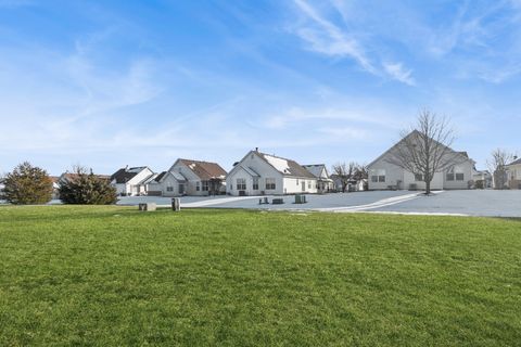 Tiny photo for 1703 Fieldstone Drive S #1703, Shorewood, IL 60404 (MLS # 12531785)