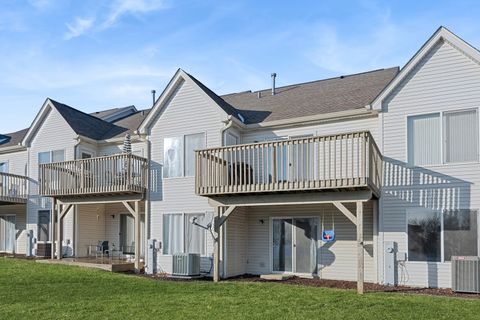 Tiny photo for 1703 Fieldstone Drive S #1703, Shorewood, IL 60404 (MLS # 12531785)