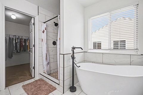 Tiny photo for 14450 Independence Drive, Plainfield, IL 60544 (MLS # 12599851)