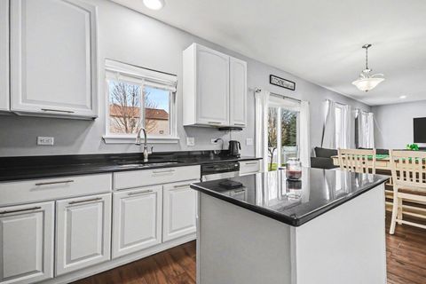 Tiny photo for 14450 Independence Drive, Plainfield, IL 60544 (MLS # 12599851)