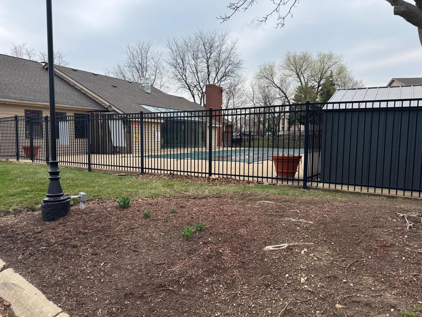1935 N HICKS Road 106